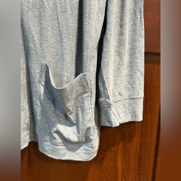 Women’s Torrid Super Soft Light Rib Knit Sleep Snap Cardigan Size 0 - Picture 3 of 8